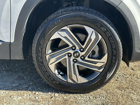 Used 2023 Hyundai Santa Fe SEL w/ Premium Package image 12