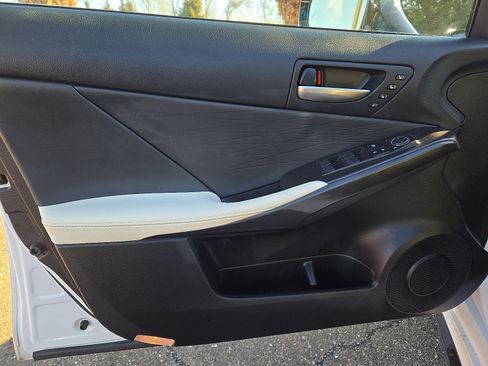 Certified 2023 Lexus IS 350 F Sport image 13