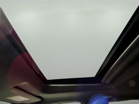 Used 2021 GMC Sierra 1500 SLT w/ SLT Premium Plus Package image 45