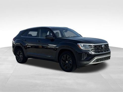 Used 2026 Volkswagen Atlas Cross Sport SE FWD image 8