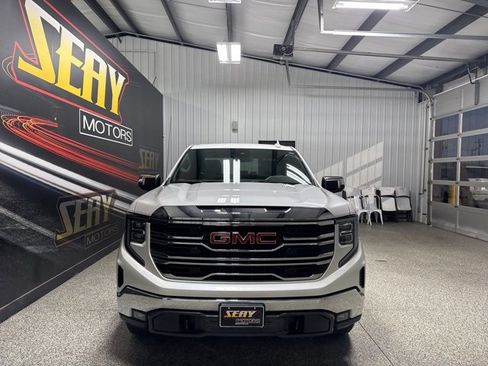 Used 2023 GMC Sierra 1500 SLT w/ SLT Premium Package image 19