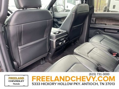 Used 2018 Ford Expedition Limited AWD/4WD image 21
