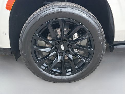 Used 2023 Cadillac Escalade ESV Sport Platinum w/ LPO, ONYX Package AWD/4WD image 42