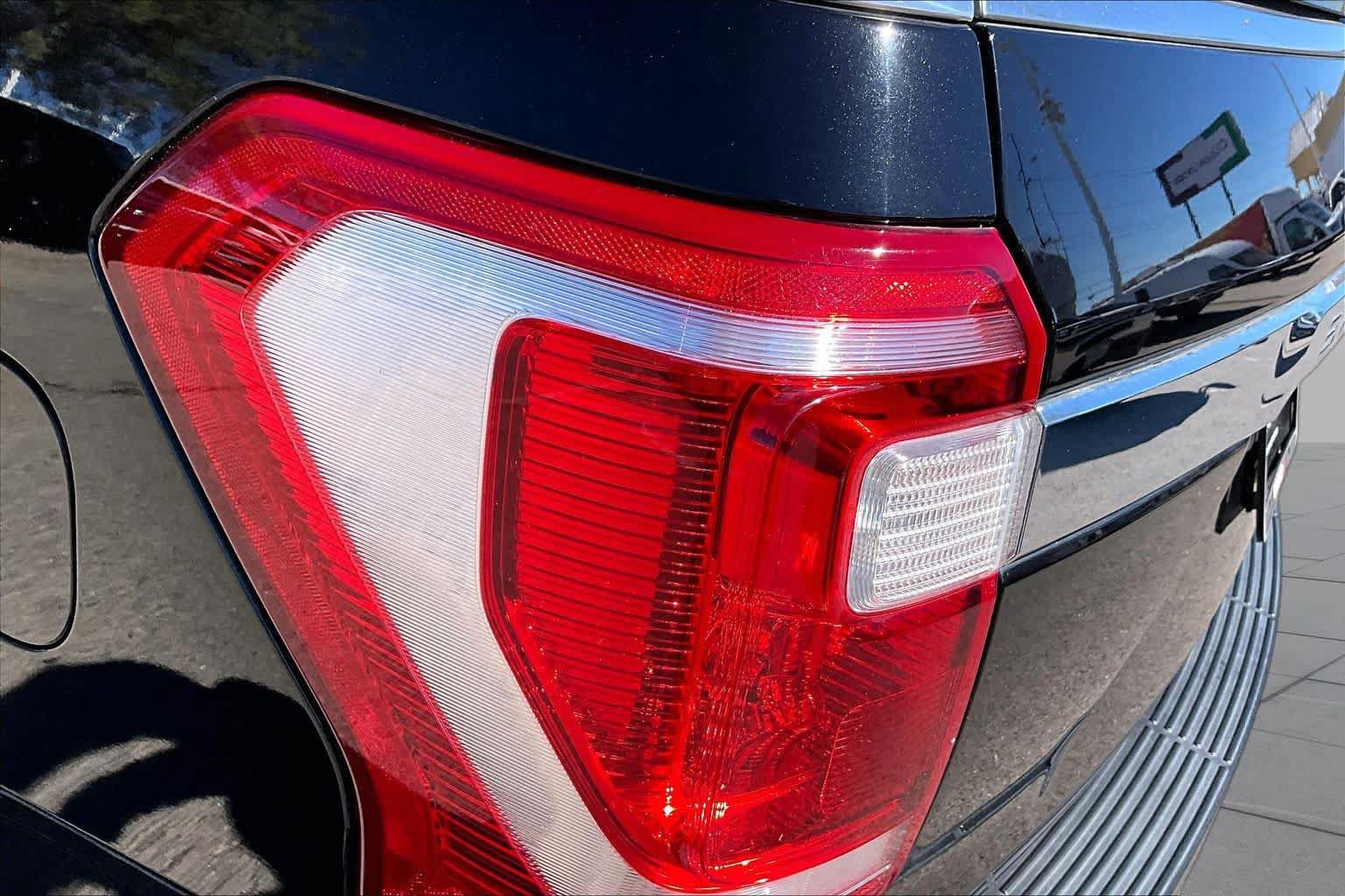 Used 2021 Ford Expedition XLT AWD/4WD image 28