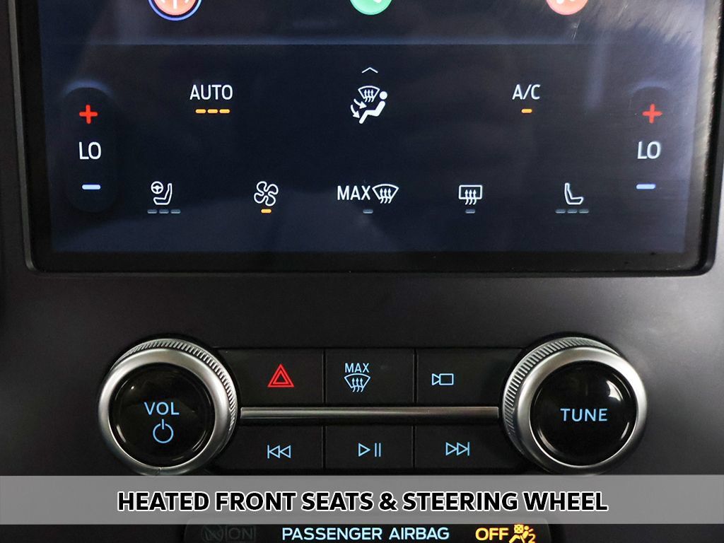Used 2024 Ford Edge SEL w/ Convenience Package AWD/4WD image 6