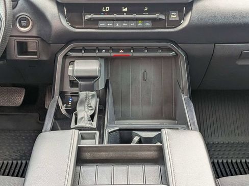 Used 2024 Toyota Tundra SR AWD/4WD image 21