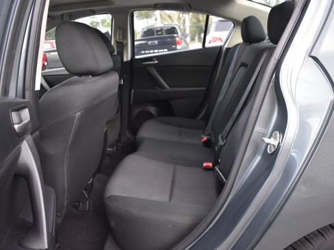Used 2012 MAZDA MAZDA3 i Touring FWD image 17
