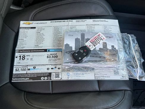 Used 2019 Chevrolet Silverado 1500 LTZ w/ LTZ Premium Package image 41