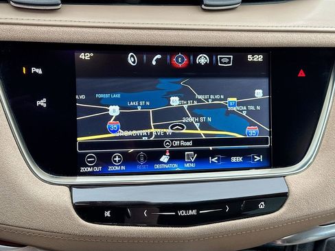 Used 2017 Cadillac XT5 Platinum w/ Driver Assist Package AWD/4WD image 11