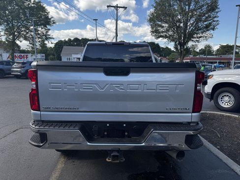 Certified 2021 Chevrolet Silverado 2500 Custom w/ Custom Value Package AWD/4WD image 5
