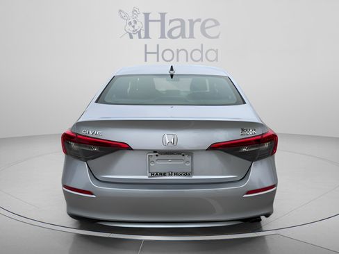Used 2024 Honda Civic Sport image 4