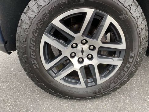 Used 2019 Chevrolet Silverado 1500 Custom Trail Boss w/ Custom Convenience Package image 30