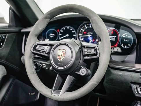 Used 2022 Porsche 911 Carrera GTS image 15