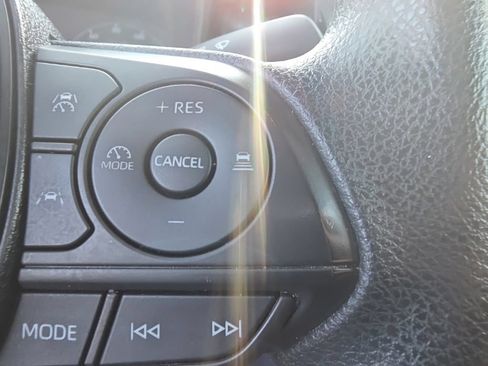 Used 2024 Toyota Corolla LE FWD image 15