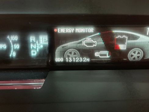 Used 2015 Toyota Prius Four image 19