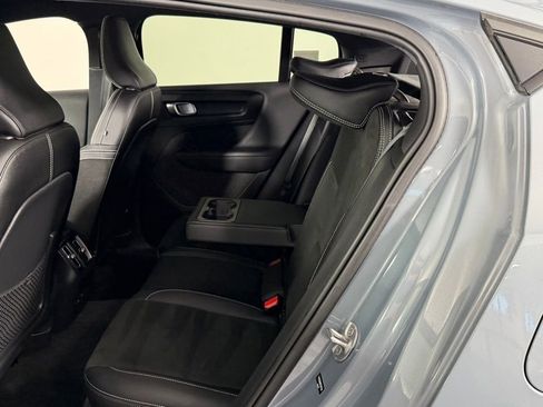 Used 2023 Volvo C40 P8 Recharge Ultimate w/ Protection Package Premier image 25