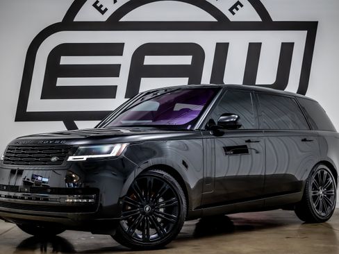 Used 2023 Land Rover Range Rover Long Wheelbase SE AWD/4WD image 1