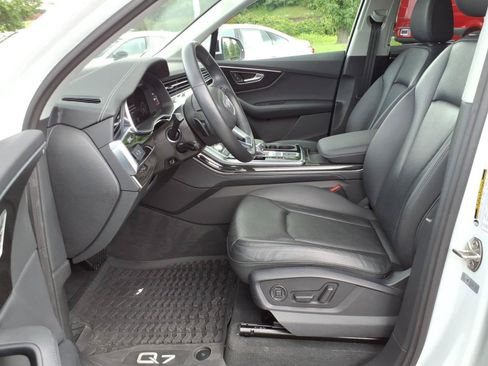 Certified 2023 Audi Q7 2.0T Premium Plus w/ Premium Plus Package AWD/4WD image 12