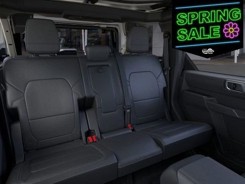 New 2025 Ford Bronco Badlands image 12