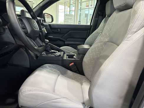 New 2026 Toyota Tacoma SR5 AWD/4WD image 11