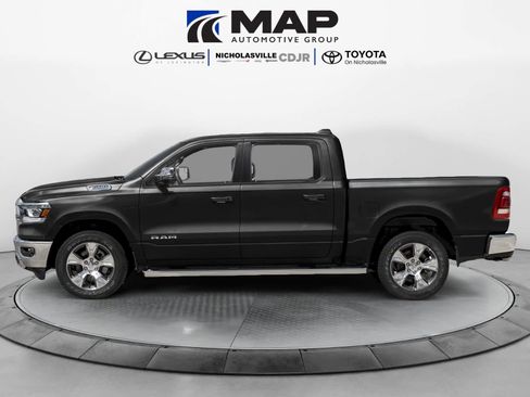 Used 2024 RAM 1500 Laramie AWD/4WD image 3