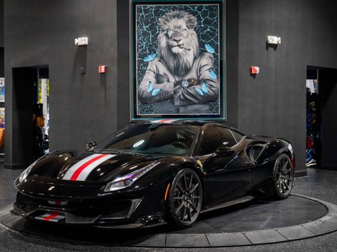 Used 2020 Ferrari 488 Pista Coupe image 1