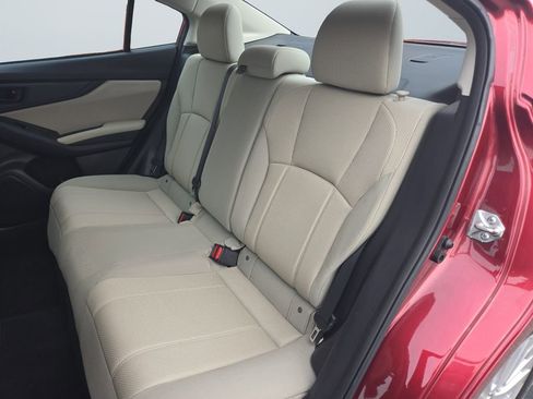 Used 2018 Subaru Impreza 2.0i Premium image 13