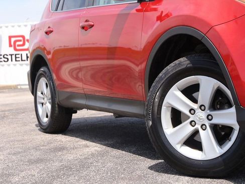 Used 2014 Toyota RAV4 XLE FWD image 3