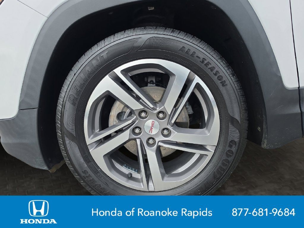 Used 2021 GMC Terrain SLT w/ LPO, Floor Liner Package FWD image 9