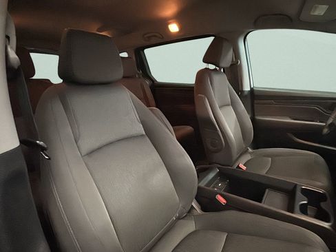 Used 2021 Honda Odyssey LX image 16