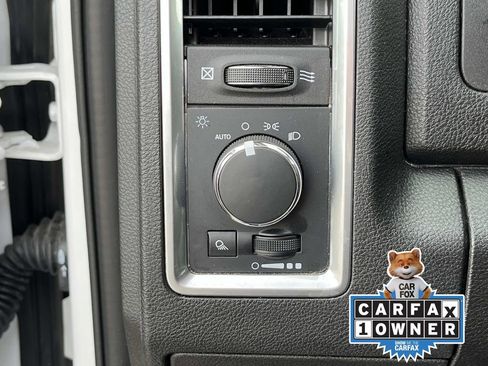 Used 2024 RAM 1500 Classic SLT image 27