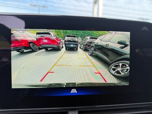New 2026 Chevrolet Trax LT w/ Driver Confidence Package FWD image 18