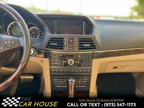 Used 2011 Mercedes-Benz E 550 Cabriolet image 28