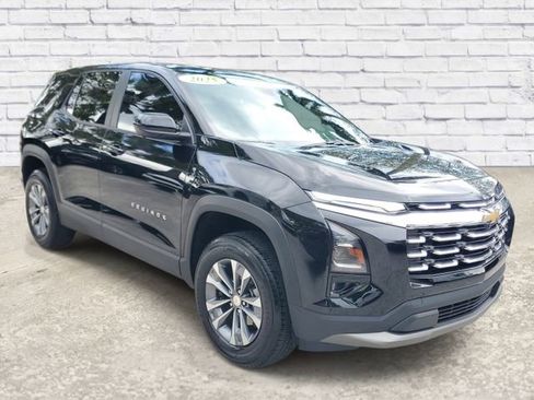 Certified 2025 Chevrolet Equinox LT w/ Safety and Technology Package FWD image 5