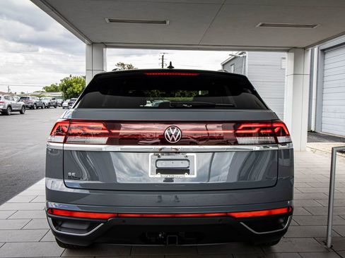 New 2026 Volkswagen Atlas Cross Sport SE FWD image 19