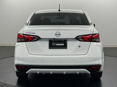 Used 2025 Nissan Versa S w/ Trunk Package FWD image 11