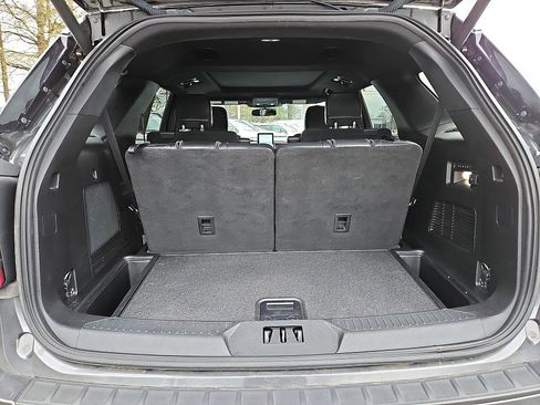 Used 2020 Ford Explorer ST w/ Premium Technology Package image 12