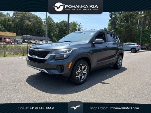 Used 2021 Kia Seltos EX AWD/4WD image 1