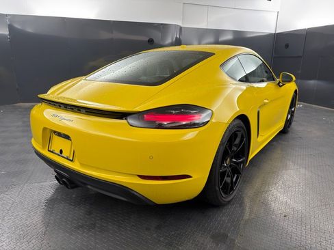 Certified 2025 Porsche 718 Cayman image 7