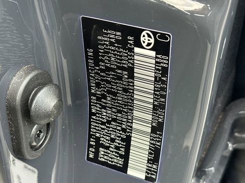 Used 2025 Toyota Corolla LE image 26