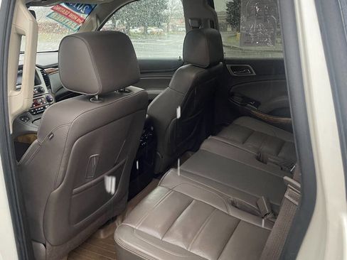 Used 2015 GMC Yukon Denali w/ Premium Package image 11
