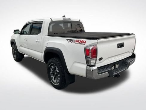 Used 2020 Toyota Tacoma TRD Off-Road image 5