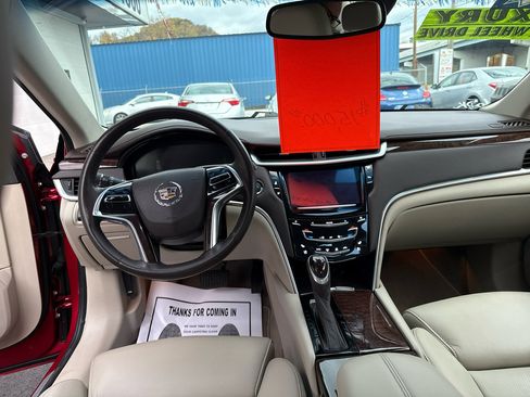 Used 2013 Cadillac XTS Premium image 11