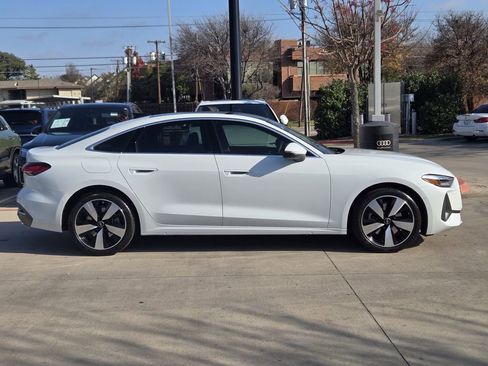 Used 2025 Audi A5 2.0T Premium w/ Convenience Package image 5