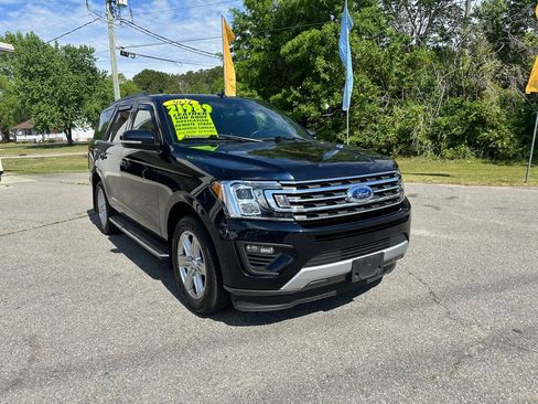 Used 2021 Ford Expedition XLT image 7
