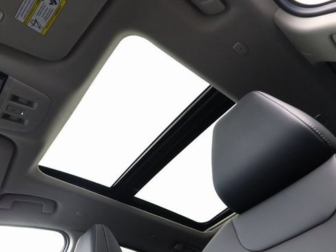 Certified 2025 Nissan Murano SL w/ Cargo Package image 24