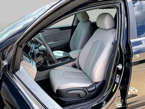 Used 2019 Hyundai Sonata SE FWD image 6