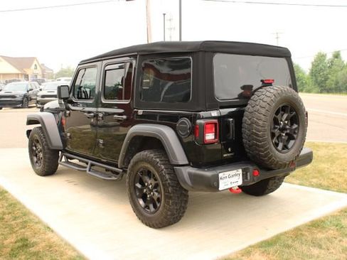Used 2022 Jeep Wrangler Unlimited Sport AWD/4WD image 30