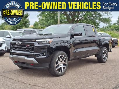 Used 2024 Chevrolet Colorado Z71 w/ Z71 Convenience Package 2