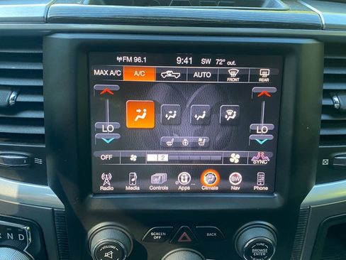 Used 2013 RAM 1500 Limited AWD/4WD image 31